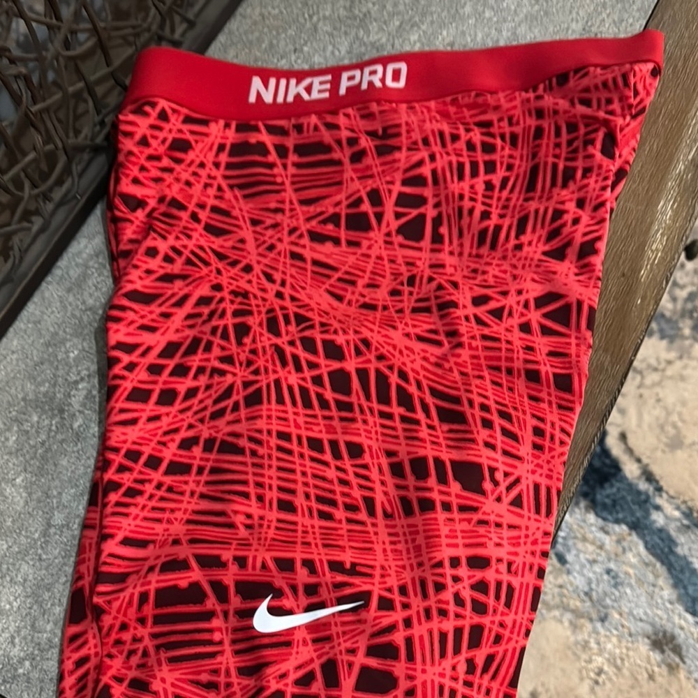 Nike Activewear leggings - Picture 3 of 4